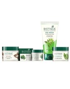 Biotique Bio Clove Face Pack 75g, Bio Neem Face Wash 150ml, Bio Winter Green Cream 15g & Bio Chlorophyll Anti Acne Gel 50g